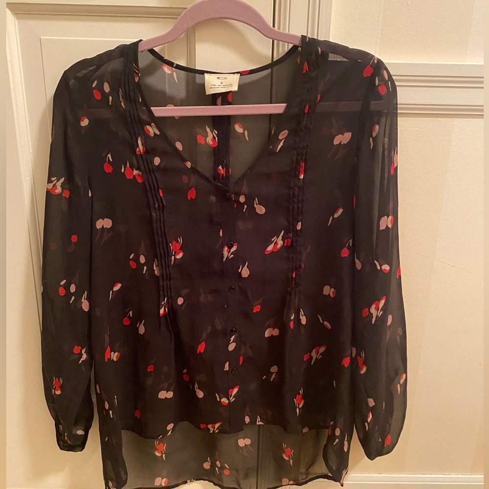 Pins & Needles Semi Shear Button Down Black Floral Top Small